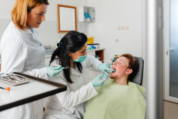 Best Walk-In Emergency Dentist in Acushnet Center, MA